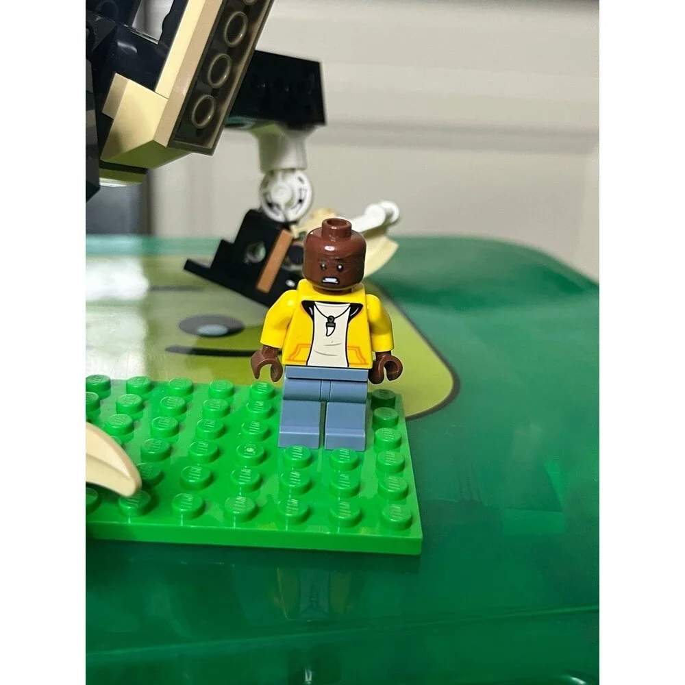 LEGO Jurassic World: T. rex Dinosaur Fossil Exhibition (76940)